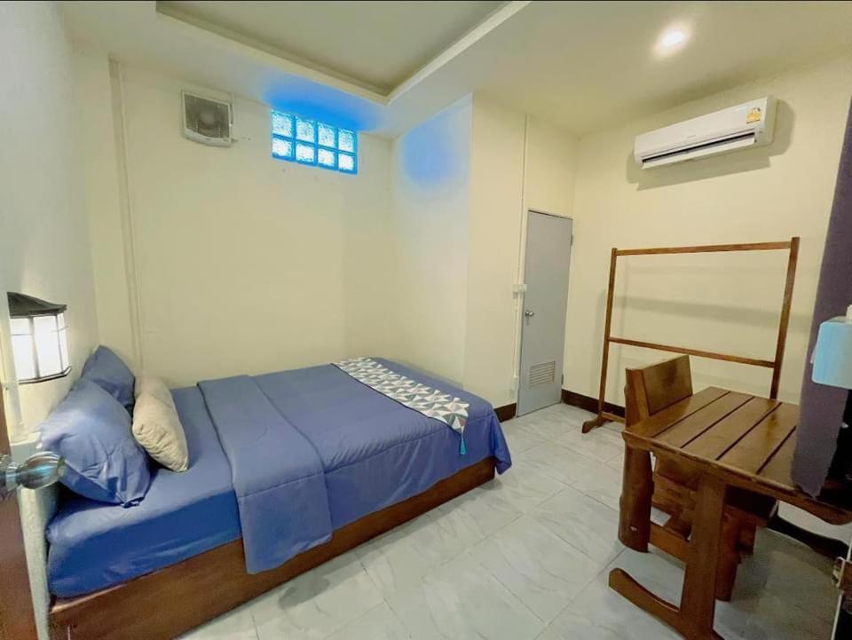 Titans House Chiang Daoホステル エクステリア 写真